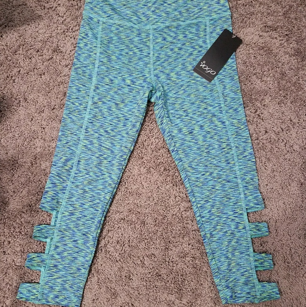 Athletic pants